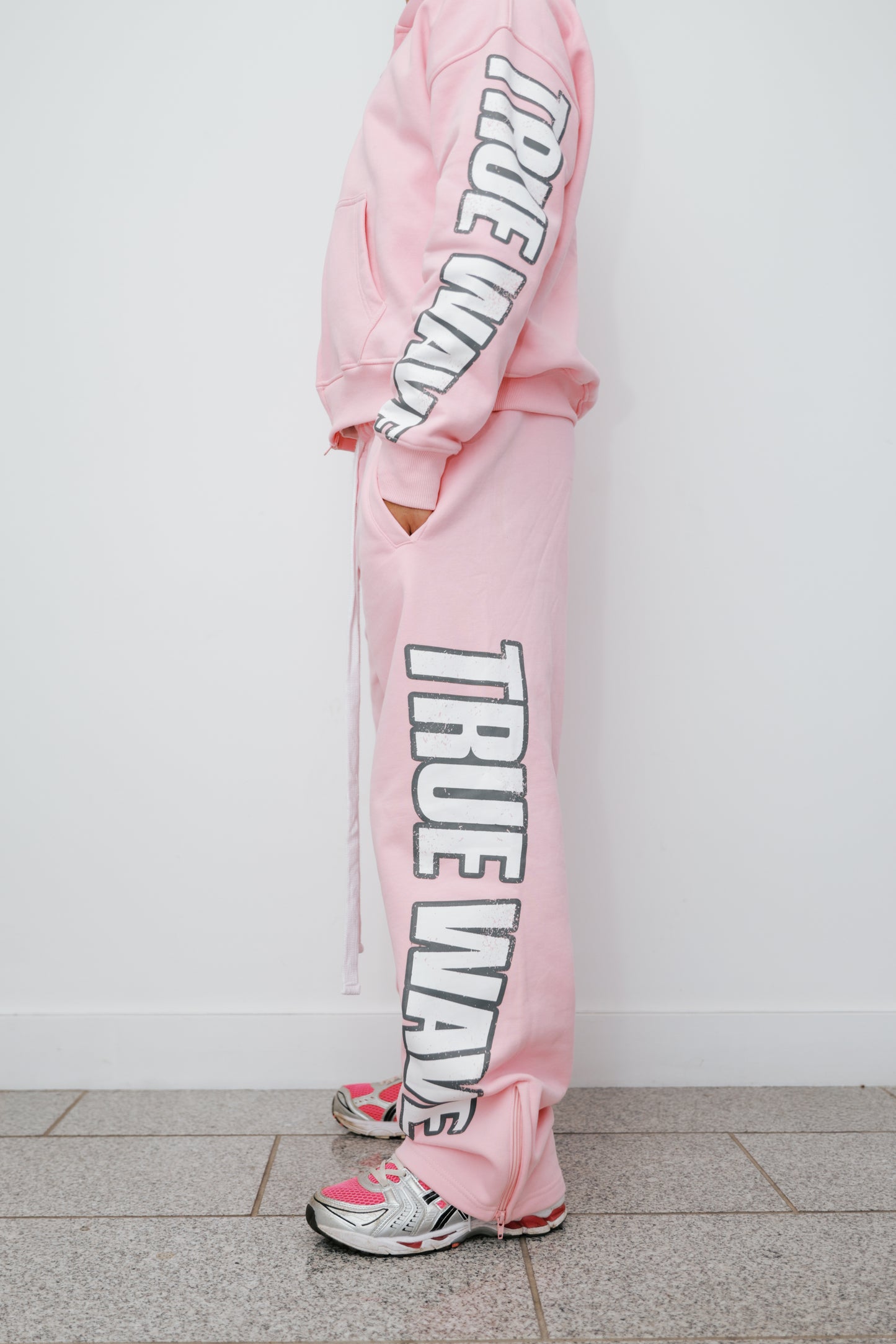 TRUEWAVE PINK ZIP SWEATPANTS