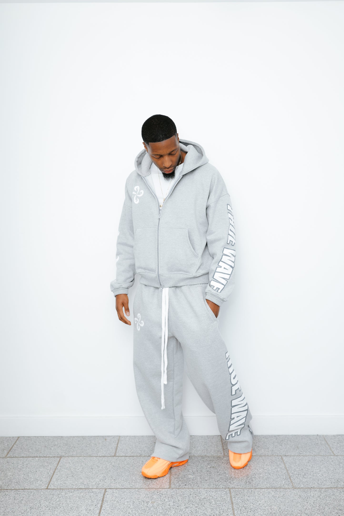 TRUEWAVE GREY ZIP SWEATPANTS