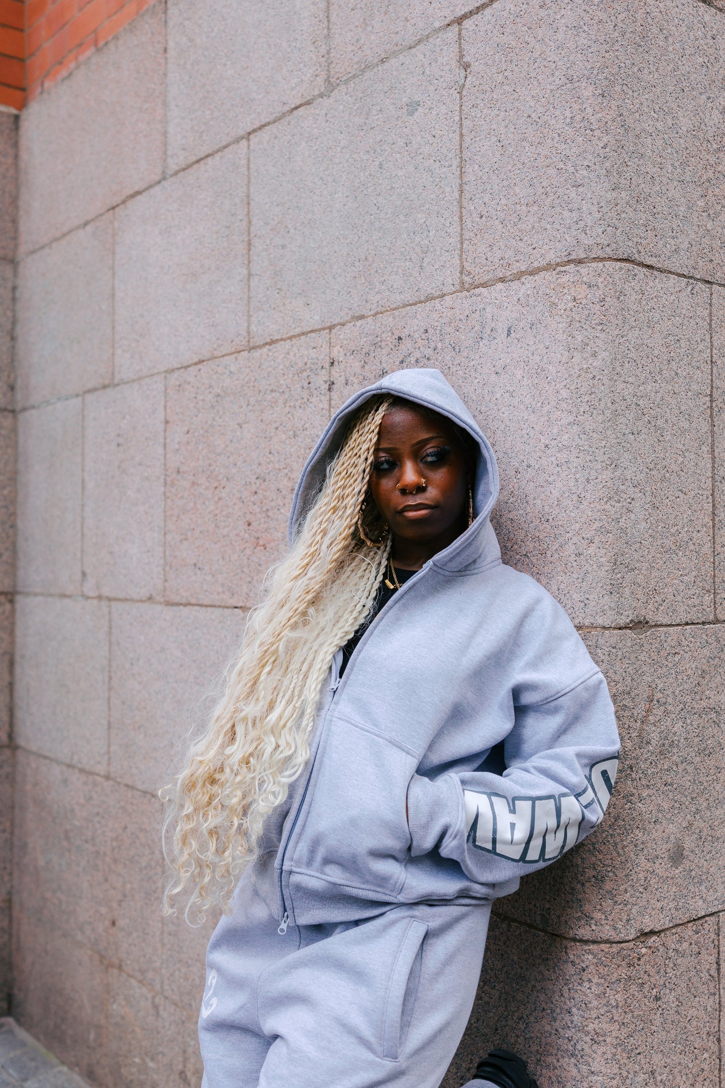 TRUEWAVE GREY ZIP HOODIE