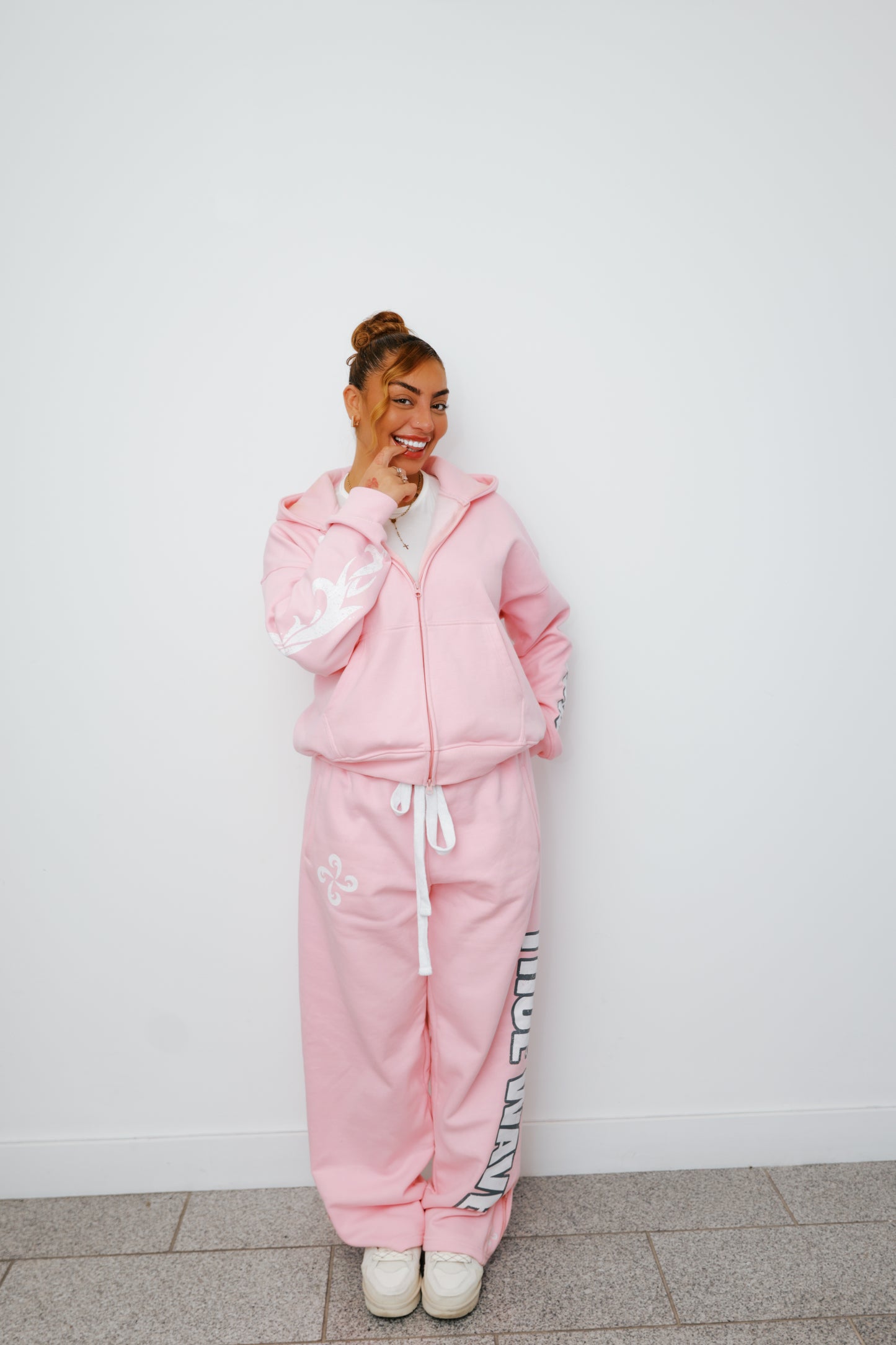 TRUEWAVE PINK ZIP SWEATPANTS