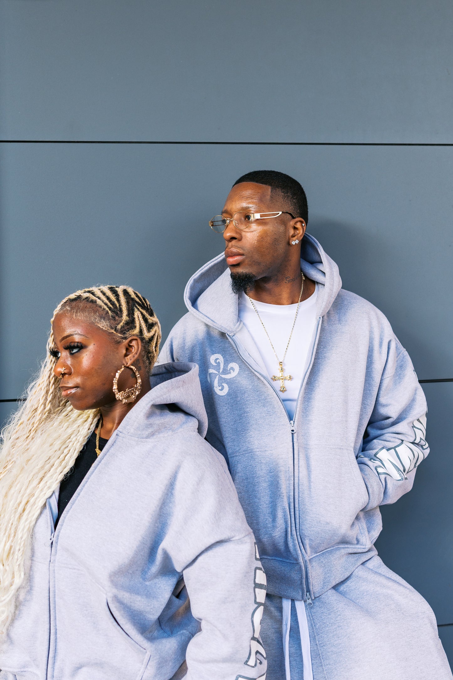 TRUEWAVE GREY ZIP HOODIE