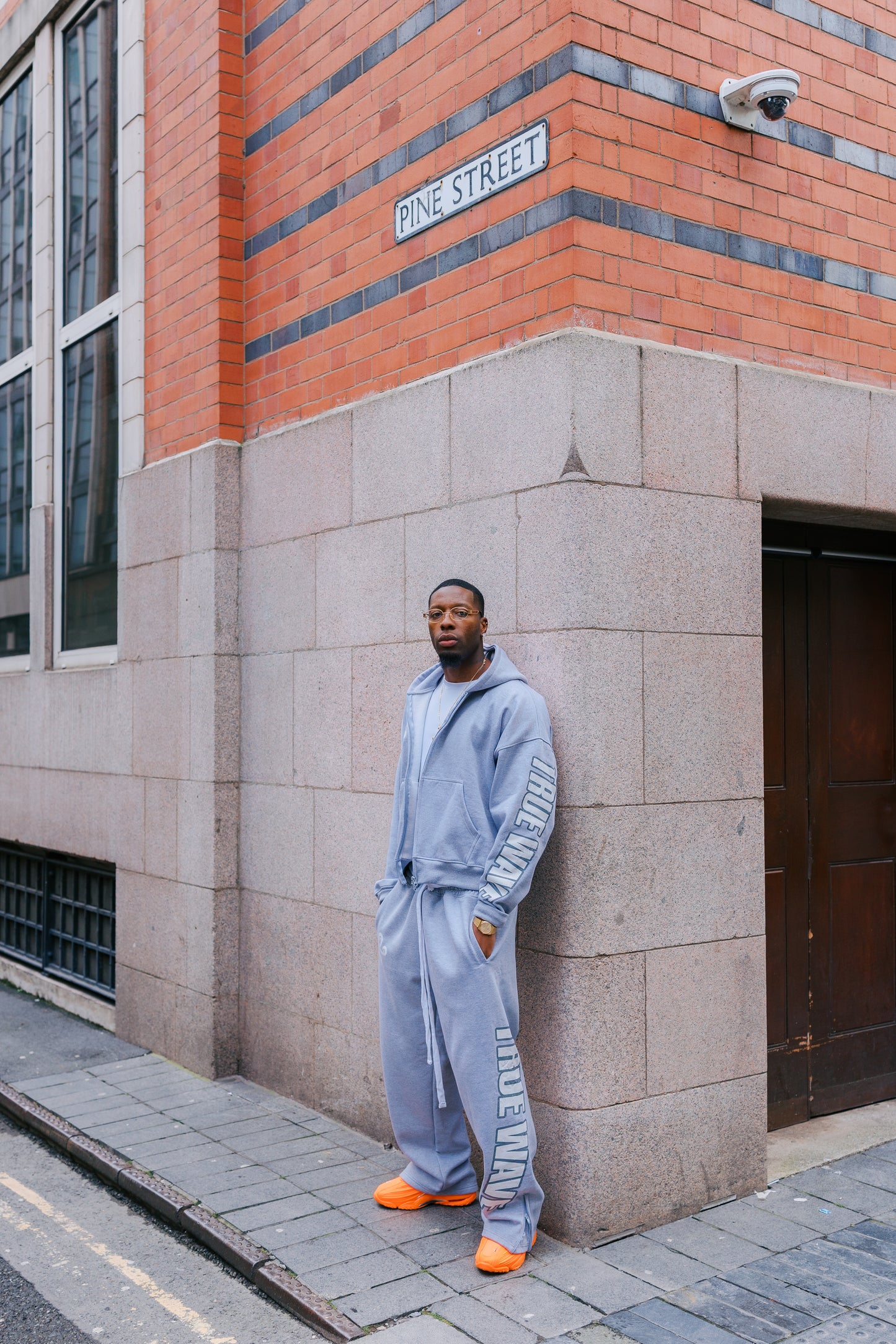 TRUEWAVE GREY ZIP SWEATPANTS